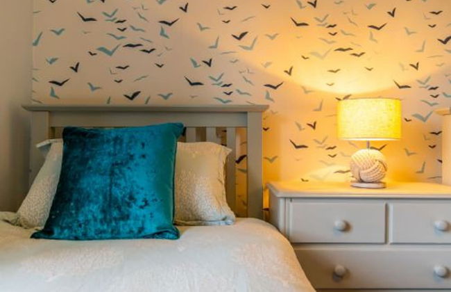 Host Stay The Courtyard - Photo 9