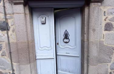 Belle maison ancienne bien équipée avec vue - Photo 10