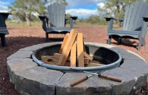 25 Min to Grand Canyon Shuffleboard Fire Pit - Foto 45