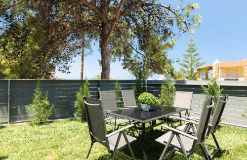 Nisos Villa, Pool & Heated SpaWhirlpool, Walking to Beach, By ThinkVilla - Photo 3