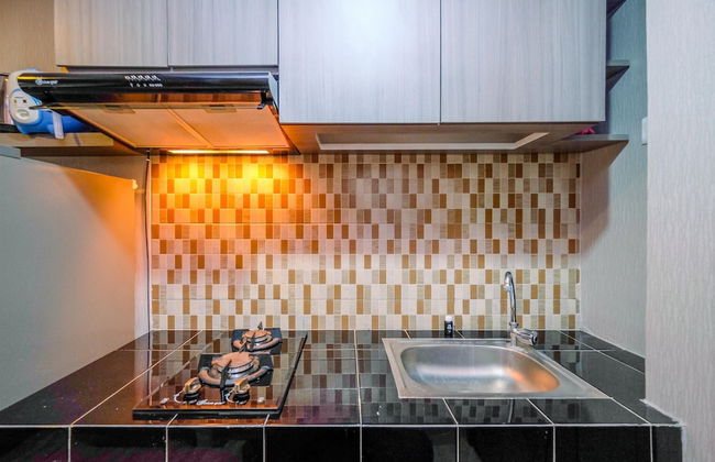 Cozy Living and Homey Studio Apartment at Margonda Residence 5 - Photo 7