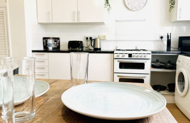 Beautiful 3-bed Apartment With Driveway Parking - Foto 10