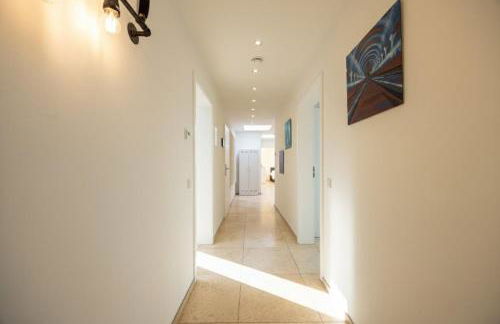 have-a-nice-Stay - Penthouse I Innenstadt I wenige Minuten zum Bahnhof I riesige Dachterrasse - Foto 3