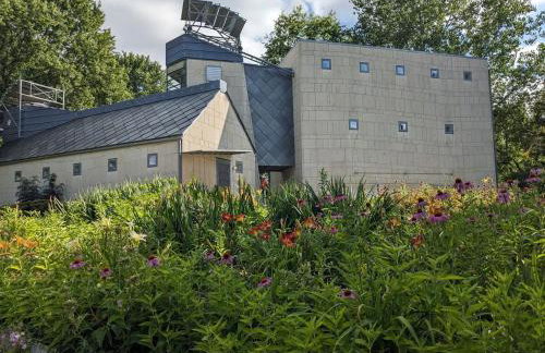 The Architect's Modern Castle - Photo 65