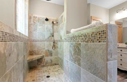 Spacious Waterfront Home on Lake Norman with Firepit Views and Dock Access - Foto 28