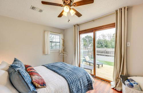 Walk to Main Street Cottage with Deck in Bandera! - Foto 10