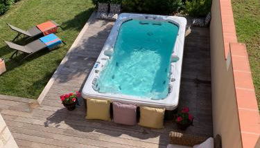 Domaine de la Durantie - Villas avec Spa de nage - Foto 2, sunbed, Garden view