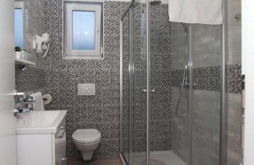 Four Stars Apartments - Foto 34