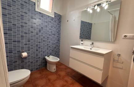 Apartamento con jardín a 11 metros de la playa. SE. - Foto 54