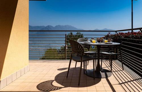 Apartment Lights on the Lake Zweizimmerwohnung mit Terrasse und Pool by Interhome - Photo 7