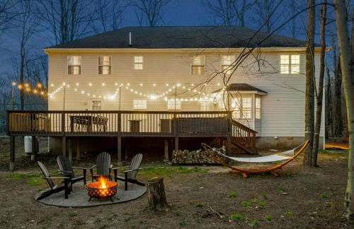 Boho Haven Hideaway - Walk to Pool,Theater,Arcades, Firepit, Lake Access - Foto 8