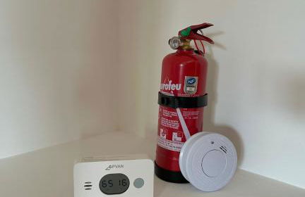 Pink House - Photo 11