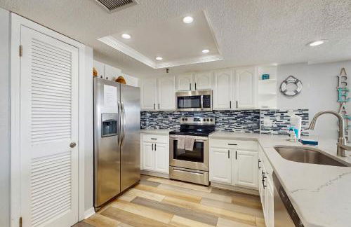 Beach Place 1-404 - Photo 13