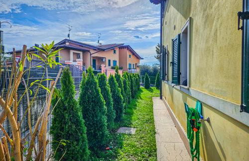 10 minuti da Gardaland con Piscina e Giardino - Foto 25