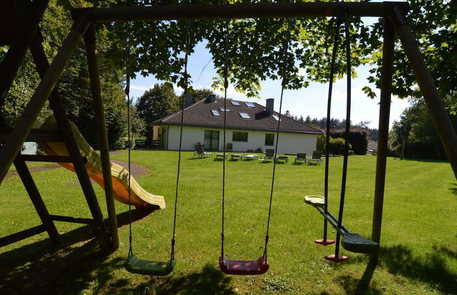 Scenic Villa Near Lake View - Photo 40