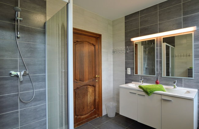 Modern House With Private Pool in Aubel - Foto 24