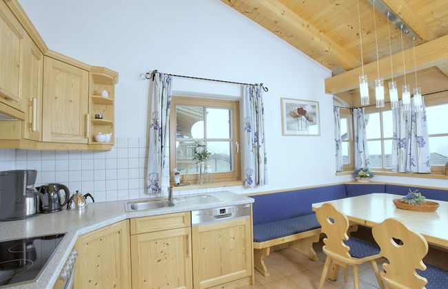 Cozy Chalet with Sauna near Königsleiten - Foto 8