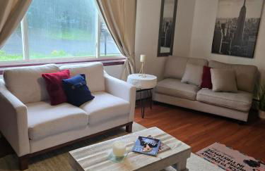 NEW " Fall Season " cozy 2 bed flat with open concept - Foto 28