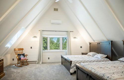 Modern A-Frame Hot Tub Views - Foto 24