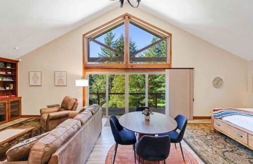 Octagon and Guest House - Foto 37