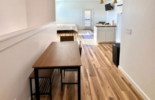 Glacier Alpine Escape - Photo 2