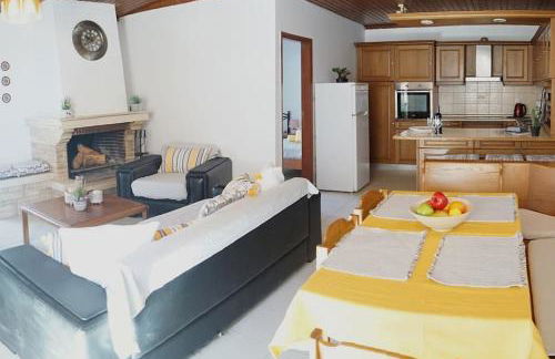 Irene's Apartment In Salakos - Foto 25