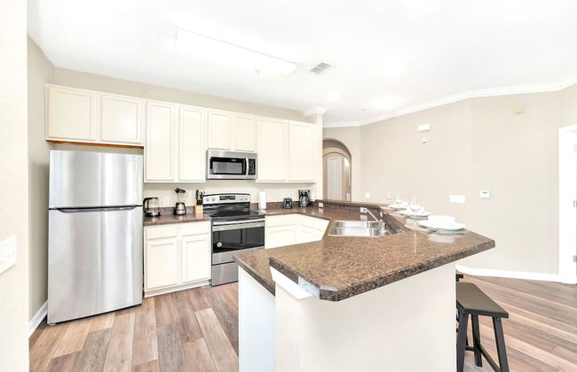 Upstay - Modern Family Apartment w Pool Hot Tub - Foto 11