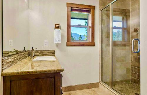 LX33 Lake Tahoe Villa with Gameroom Hot tub Sauna - Foto 23