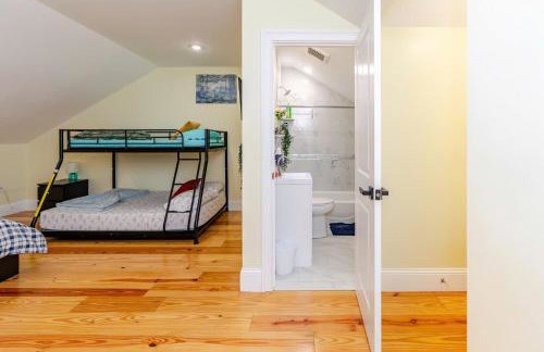 37 - 3BR Quincy - Cozy Townhouse near Adams Park - Foto 34