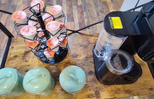 Downtown Charm Two Bedroom Home - Foto 25