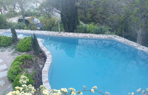 La Casita con piscina privada de tres dormitorios - Photo 32