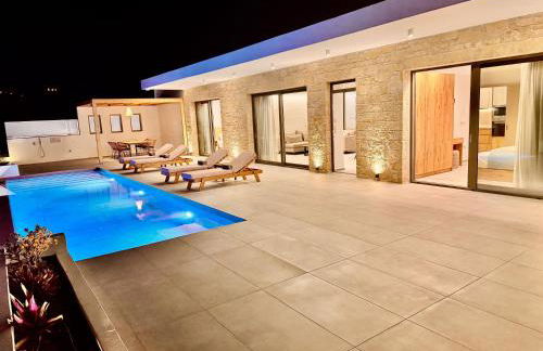 ANESSIS Villas and Suites - Photo 11