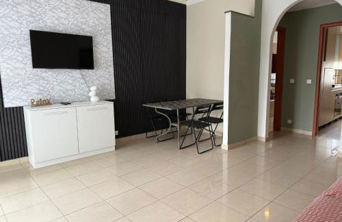 LOVELY APARTMENT WiTH TERRACE NEAR MILAN - Photo 2