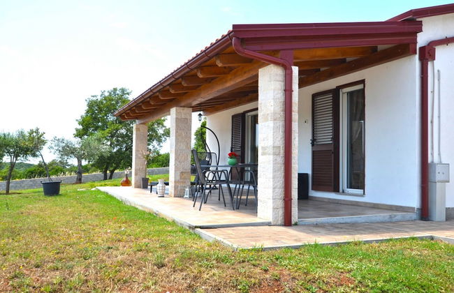 Picturesque Paradise Holiday Home With Pool - Foto 29