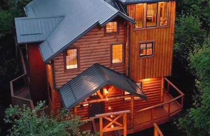 Skyview Treehouse by Amish Country Lodging - Photo 1