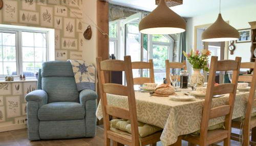 Beech Tree Cottage At Blackaton Manor Farm - Foto 2