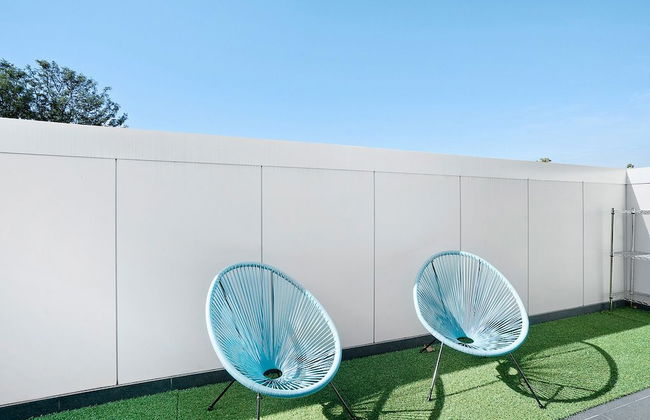 DINA, 2BDR Carlton Apartment - Photo 7