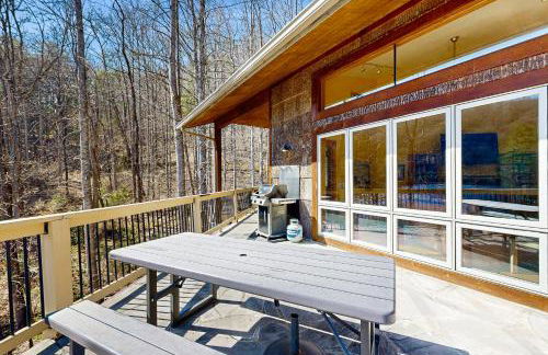 5 Bed 4 Bath Vacation home in Tuckasegee - Foto 22