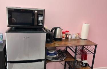 Pool Front Romantic Getaway withPrivate Entry - Foto 49