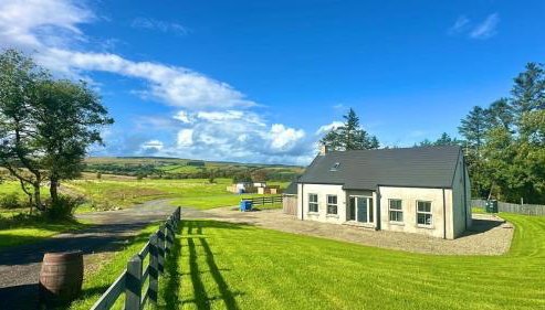 4 Bedroom Forest View House & Hot Tub sleeps 9 - Foto 2