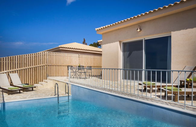 Magganos Sunset Villas - Photo 29