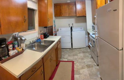 Hidden Gem! Spacious, Private, and Convenient Units Off River Road in Puyallup - Foto 18