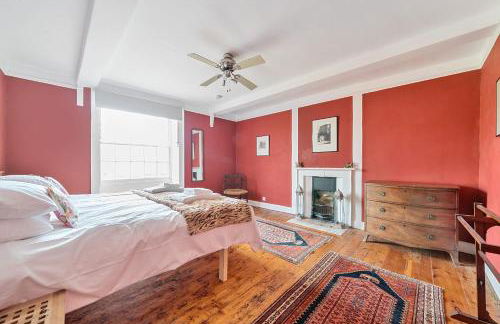 Old Ford House - Photo 40