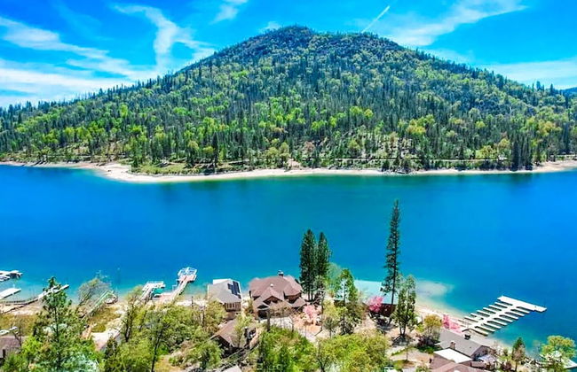 Bass Lake Beauty! 4 BDR Sleeps 16, Lakefront Views - Foto 49