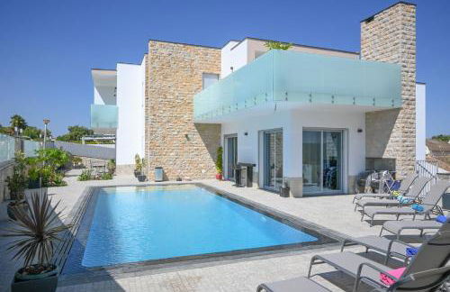 Villa Luz 37 - Jacuzzi Terrace & Swimming Pool - Foto 1