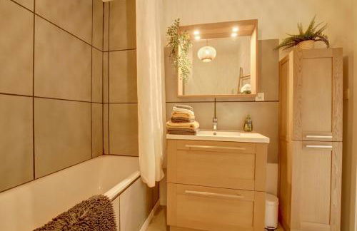 Le Sporting Land - avec entrée autonome, parking privé & sa piscine ! - - Foto 27