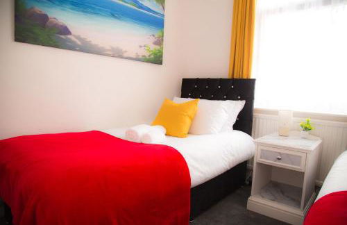 Lucky Home 24 - Ideal for Trade & Family - 2 Bedrooms - 3 Beds - Max 4 Guests - Close to BAE, Docks, Lake District, Beaches - Foto 7