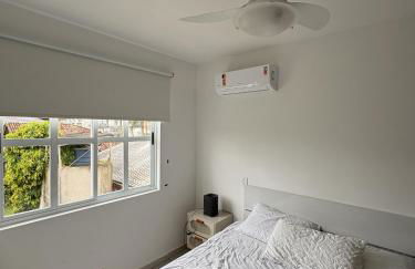 Apto Jurerê 2 quartos 400m da Praia - Foto 25