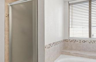 Family Retreat Near Kalahari Sleeps 10 Modern - Foto 27