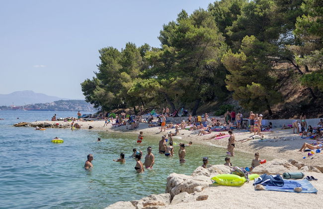 A1 - apt w. Terrace, Just 3 min Walk to the Beach - Foto 17